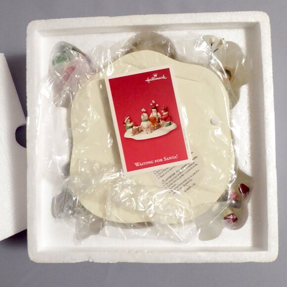 NEW 2003 HALLMARK KEEPSAKE ORNAMENT WAITING FOR SANTA TEALIGHT CANDLEHOLDER 6 PC - Picture 3 of 13